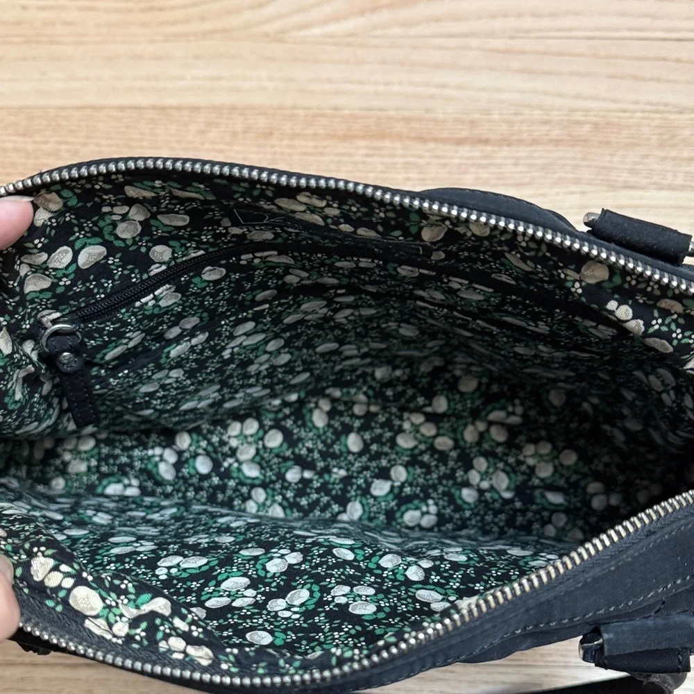 Vera Bradley Black Quilted Handbag - Picture 10 of 10